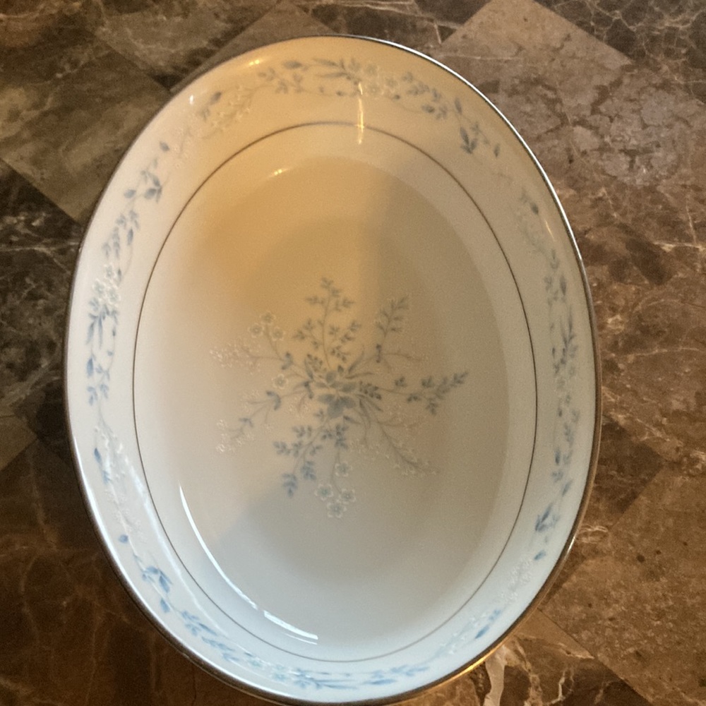 Noritake Vintage Contemporary Fine China Oval Serving Bowl